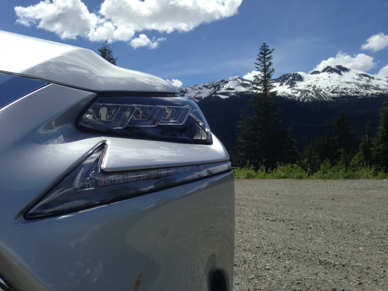 Illustration for article titled 2015 Lexus NX Has A Fake Engine Noise Volume Knob, Best Enjoyed 'Off'